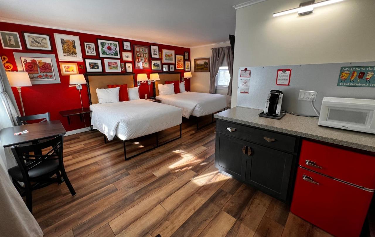 Sleep Woodstock Motel מראה חיצוני תמונה