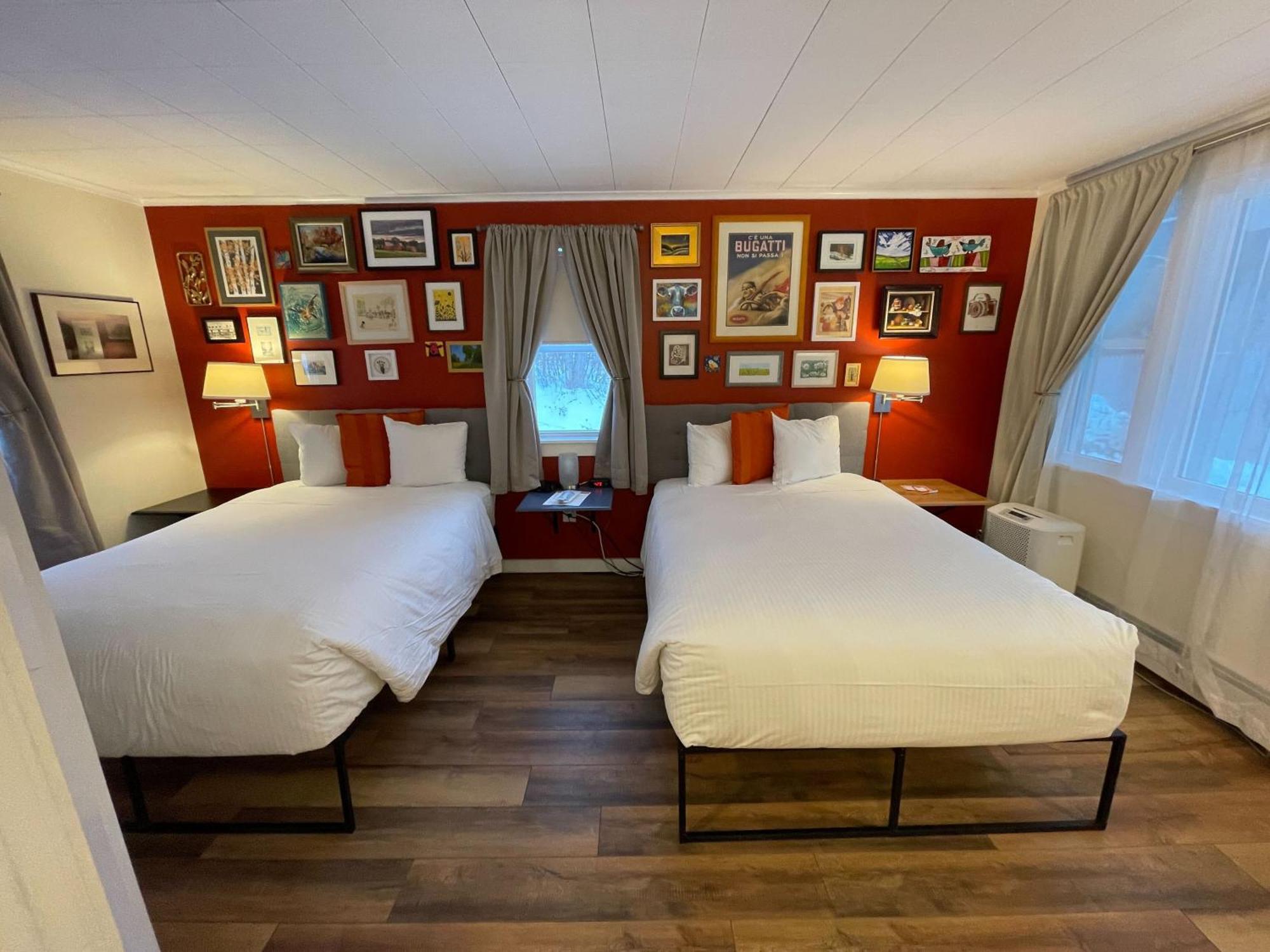 Sleep Woodstock Motel מראה חיצוני תמונה